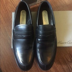 Kenneth Cole Loafers 👞